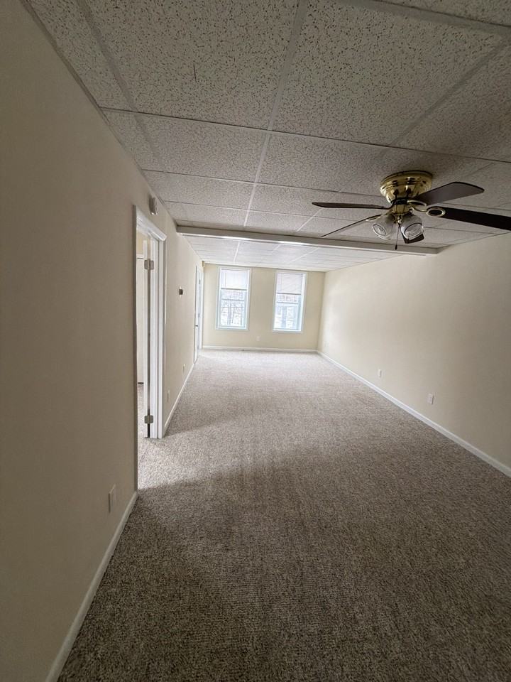 5 Alden St #B - Photo 2 of 10