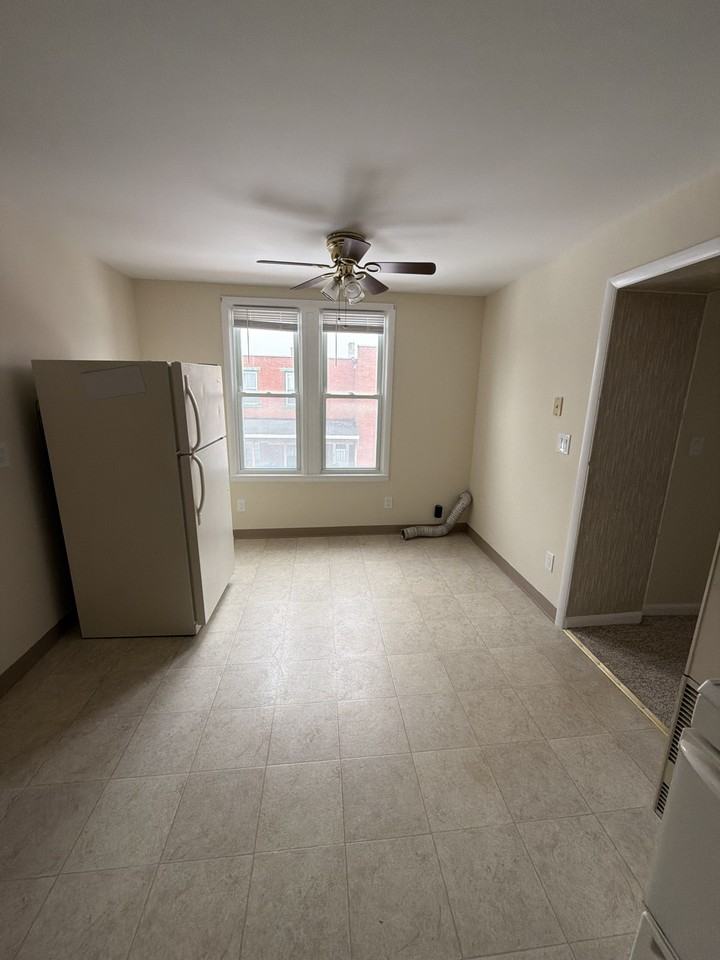 5 Alden St #B - Photo 6 of 10