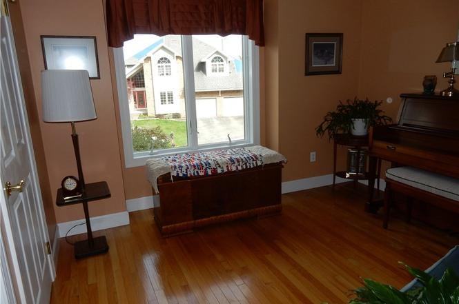 9638 Waxwing Dr #NA - Photo 2 of 2