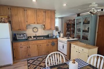 259 Skyline Dr - Photo 4 of 6