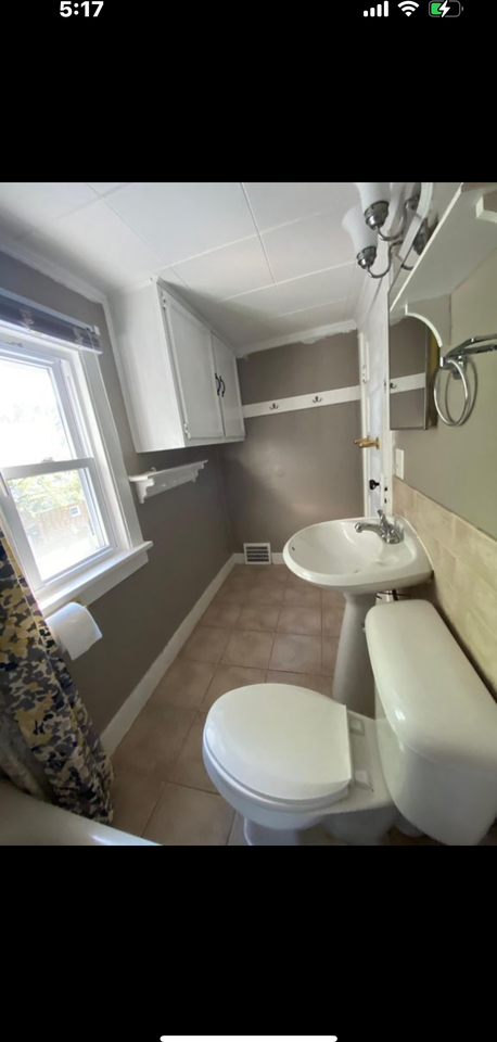 411 Washington St #2 - Photo 7 of 9