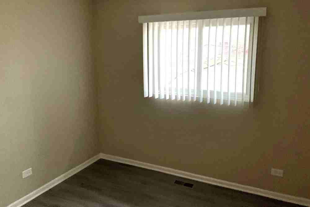 18624 W Mountain View Rd #NA - Photo 4 of 4