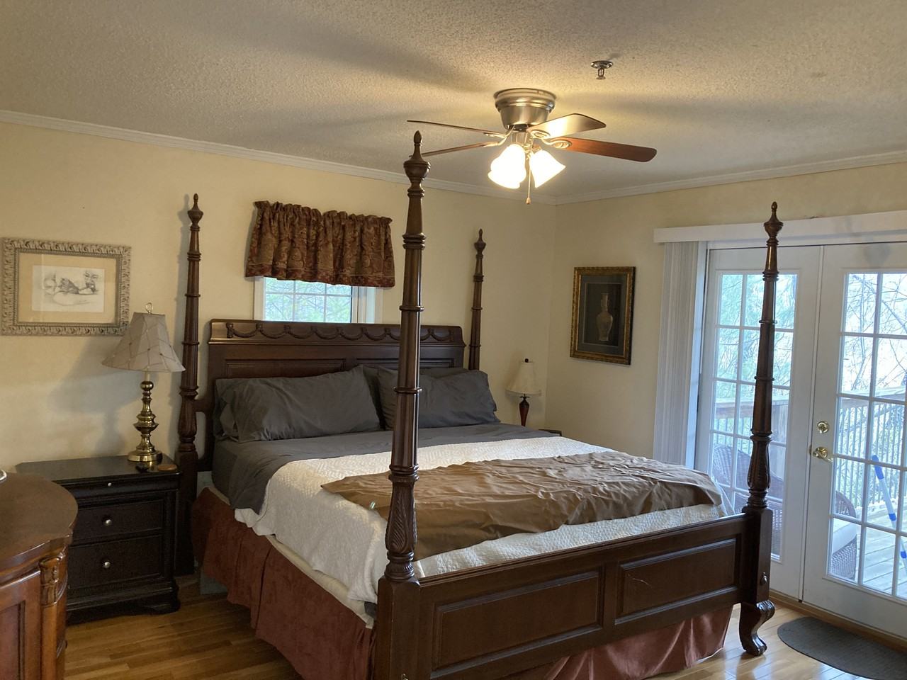 124 Life Way - Photo 2 of 16