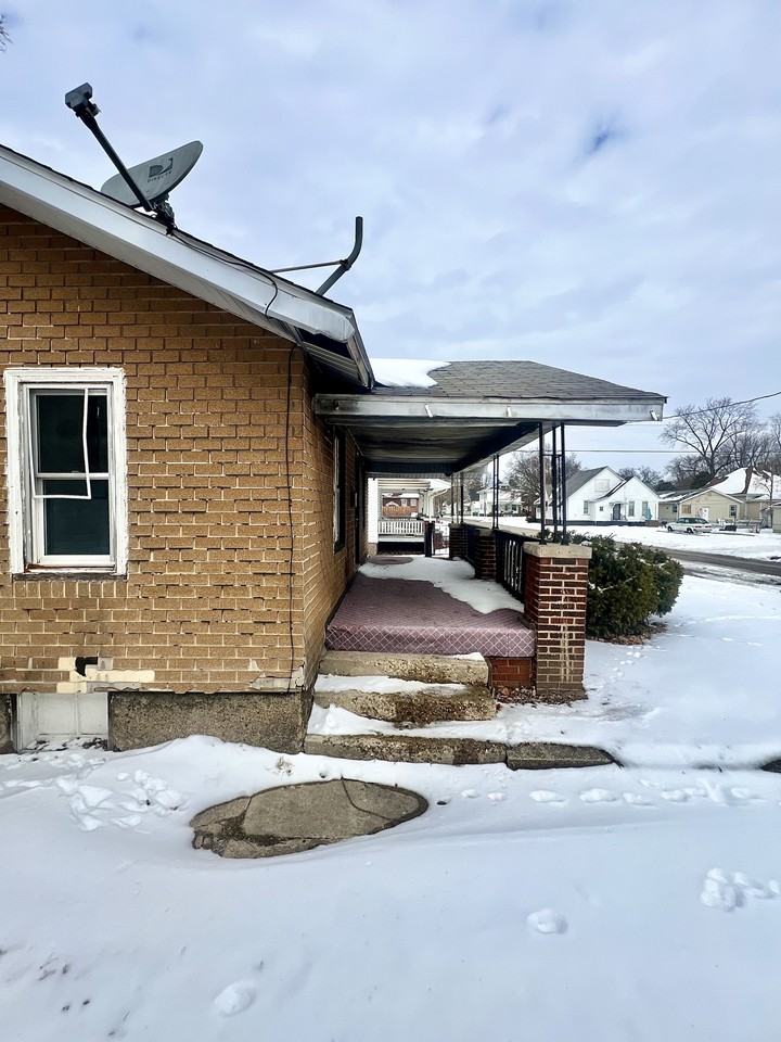 165 S East Ave #NA - Photo 2 of 10