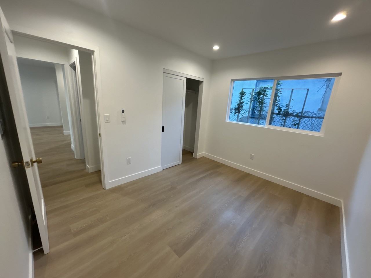 559 Sunset Avenue #5 - Photo 6 of 8