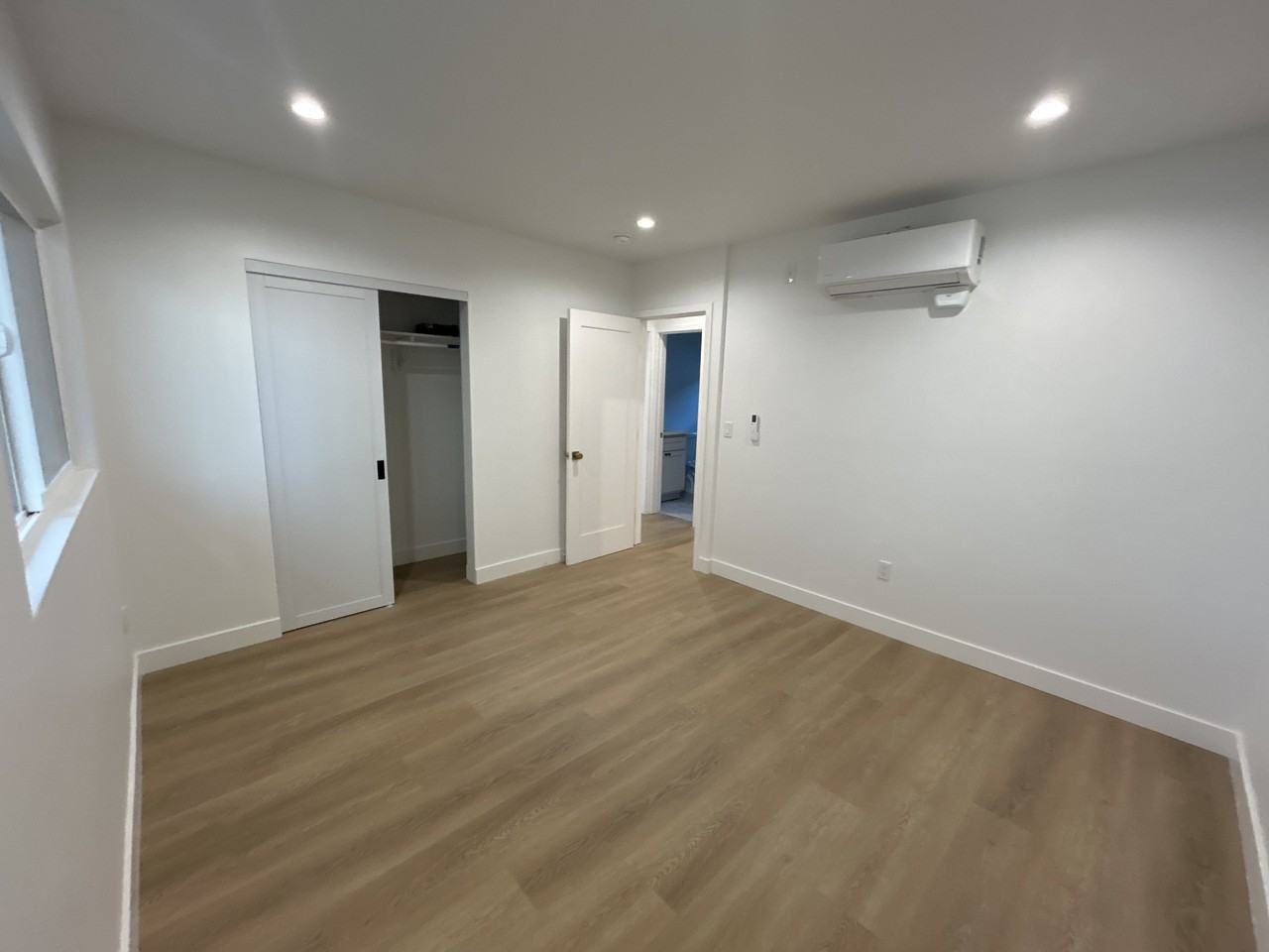 559 Sunset Avenue #5 - Photo 7 of 8