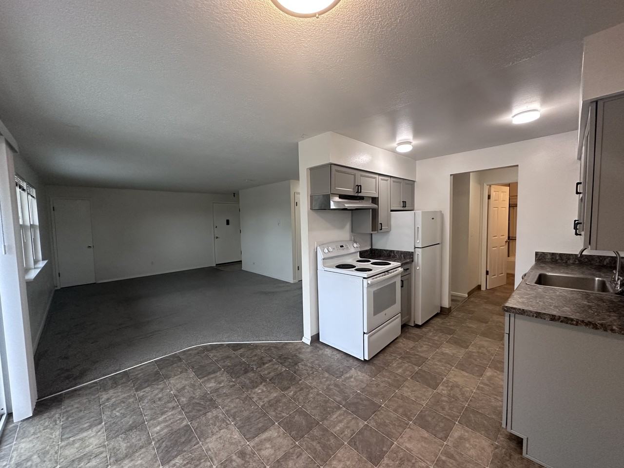 815 Harrison St #2 - Photo 4 of 19