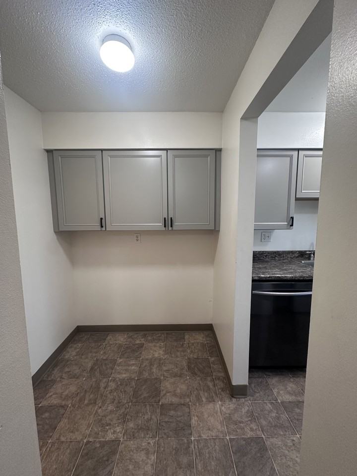 815 Harrison St #2 - Photo 6 of 19