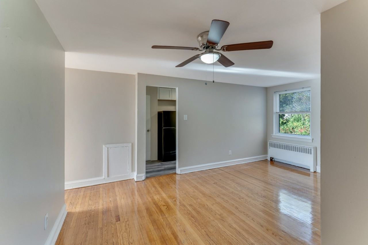 6766 Blakemore St #B1 - Photo 3 of 10