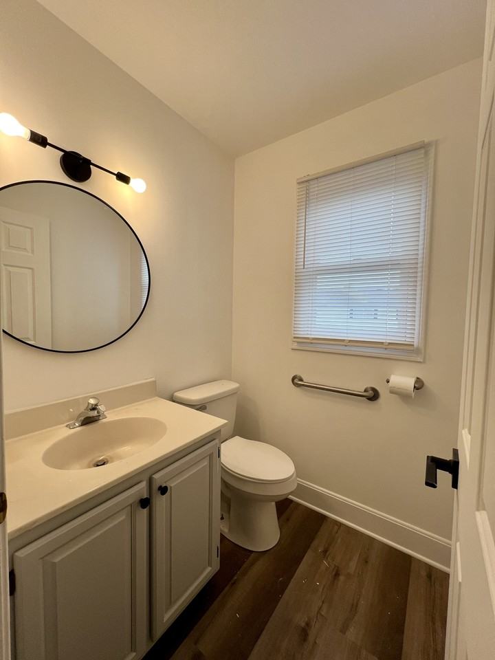 77 Commodore Cmns #77 - Photo 6 of 16