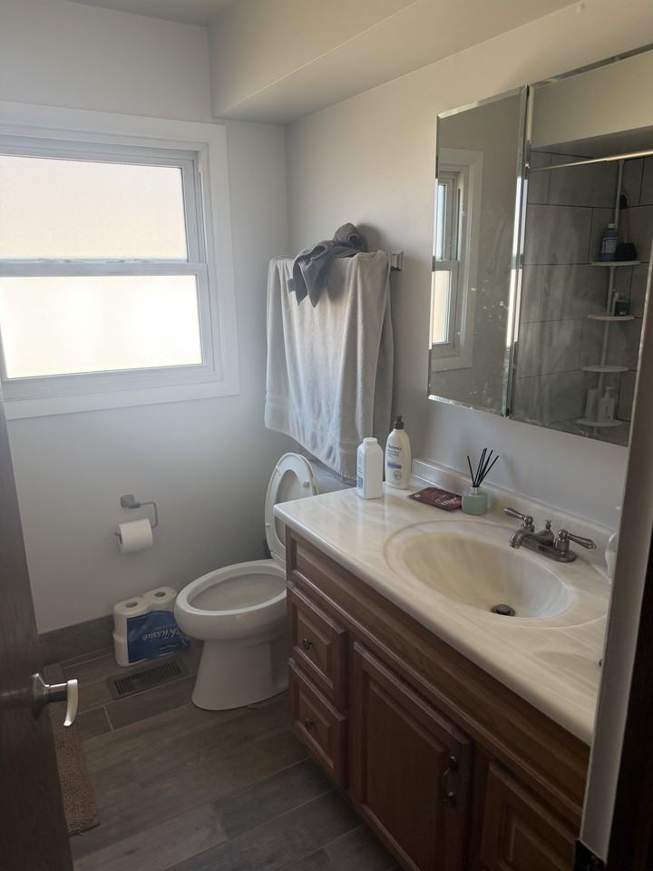 1002 E Callero Cir #2 - Photo 2 of 10