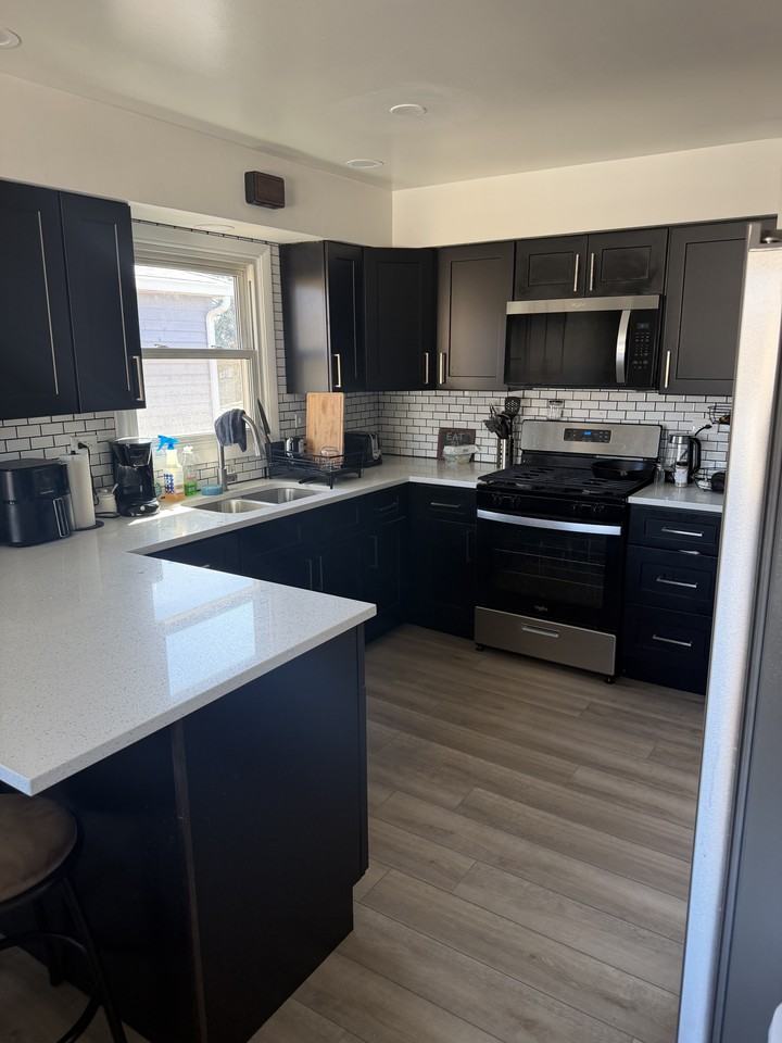 1002 E Callero Cir #2 - Photo 3 of 10