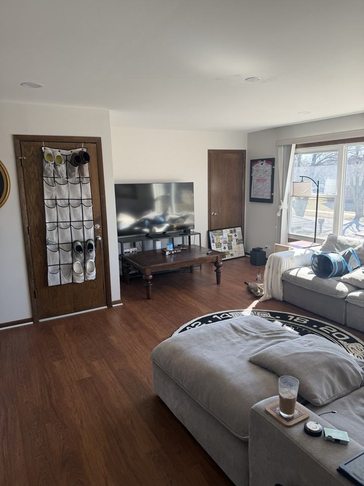 1002 E Callero Cir #2 - Photo 4 of 10