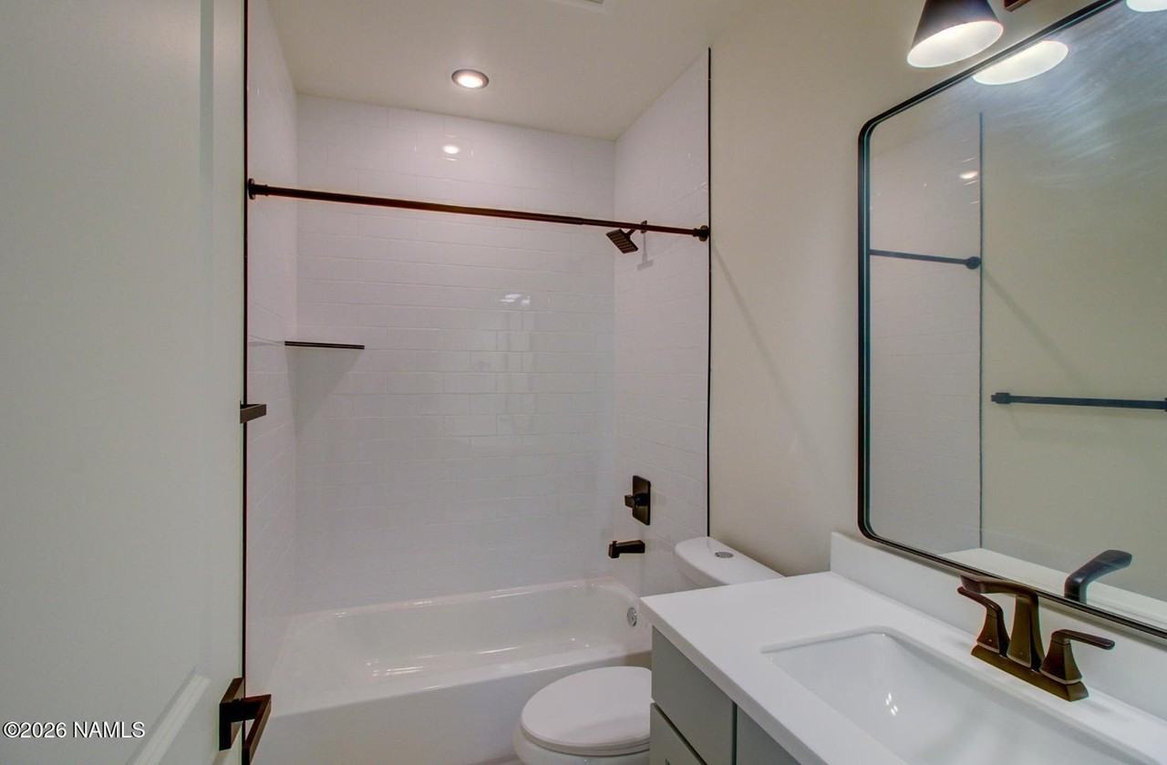 1221 E Emma Dr #104 - Photo 3 of 9