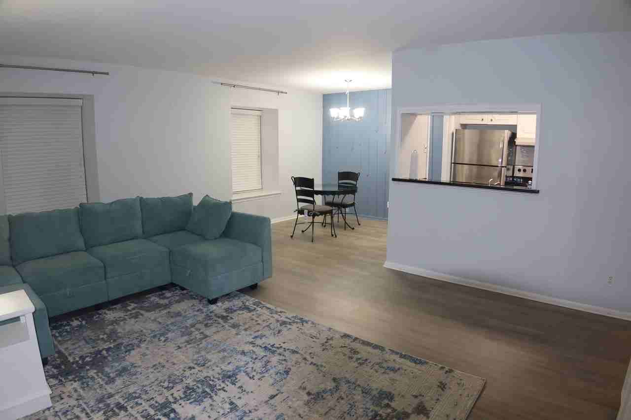 3730 Fairfield Ave #233 - Photo 4 of 11