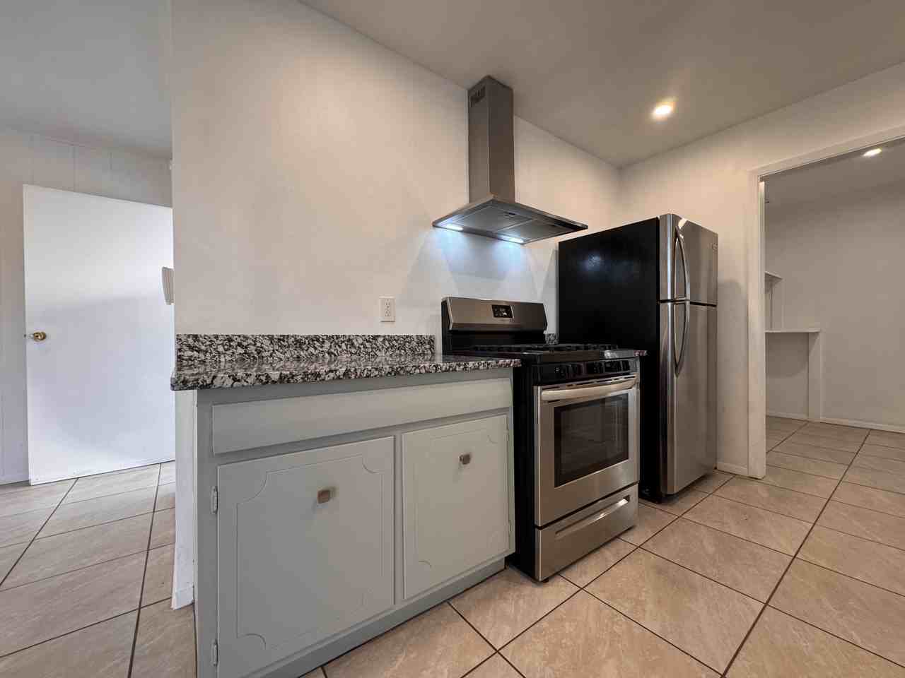 147 Clairemont Dr #NA - Photo 4 of 50