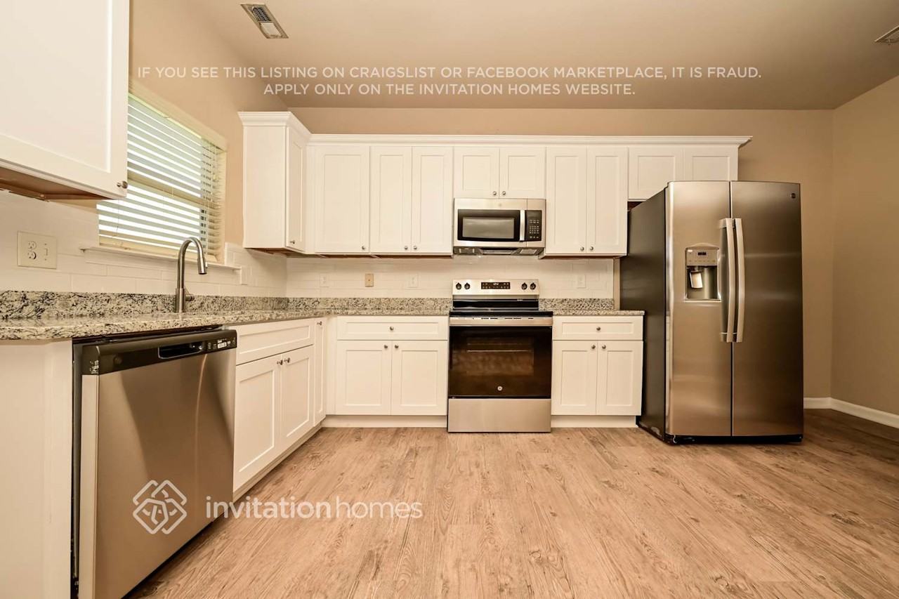 127 Biscayne Ter - Photo 7 of 18