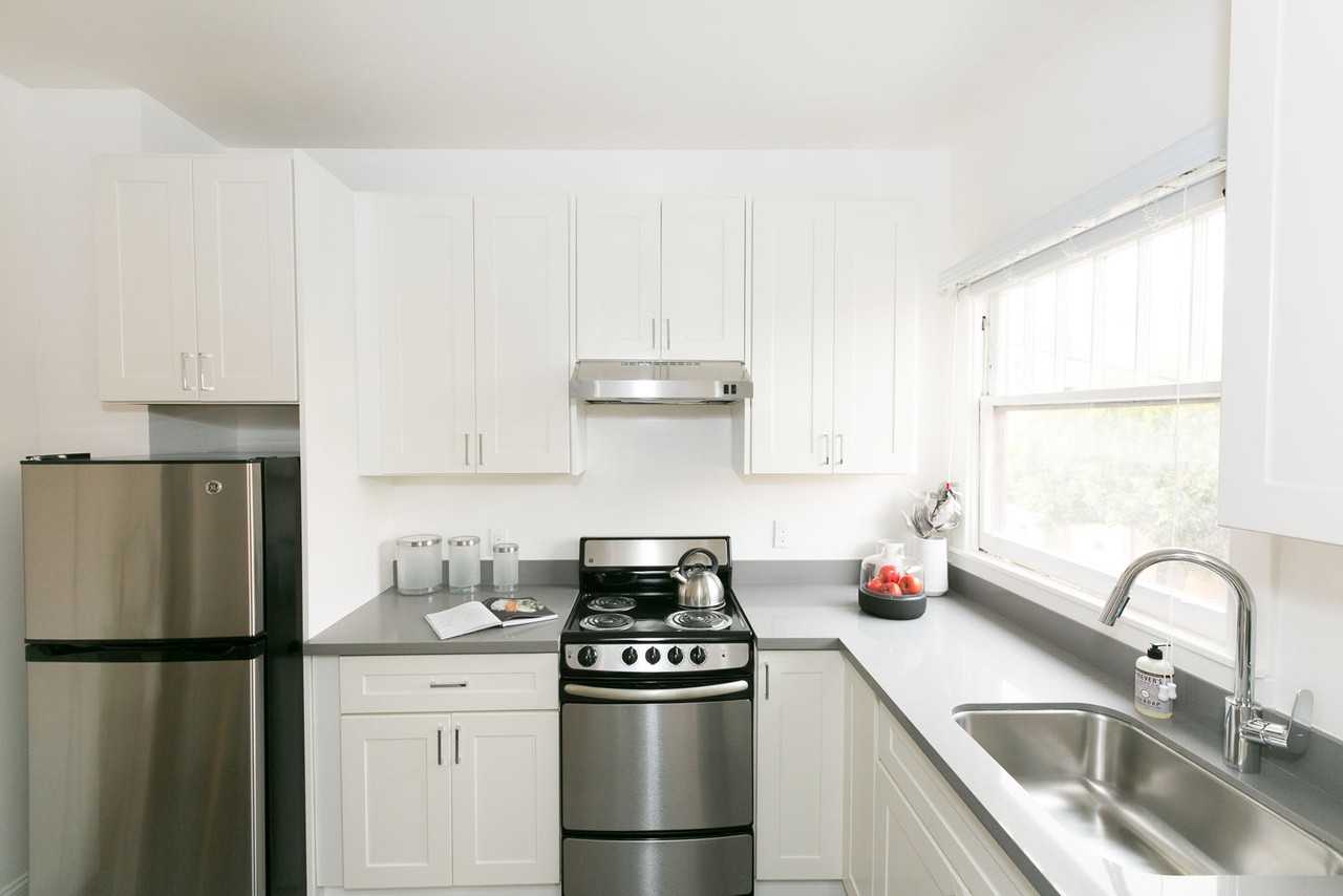 3201 23rd Street - Photo 3 of 12