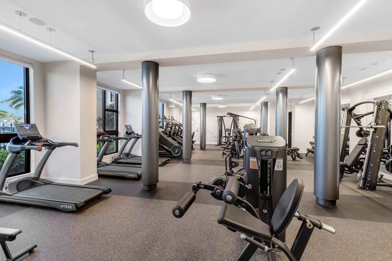 Shalimar at Plantation - Photo 4 of 15