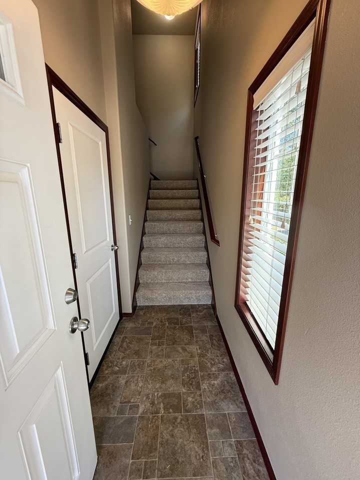 5013 148th St Ne #1 - Photo 3 of 39