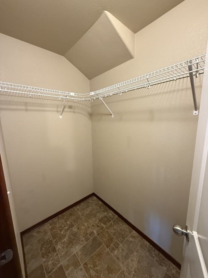 5013 148th St Ne #1 - Photo 5 of 39