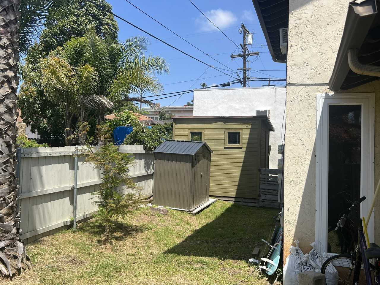 1738 Bancroft St #2 - Photo 6 of 23