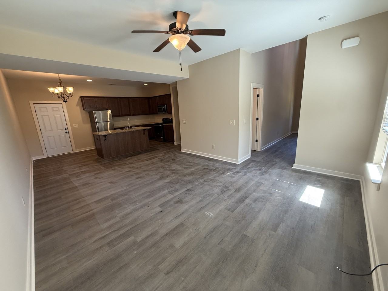 20478 Castle Ridge Rd #1 - Photo 7 of 26