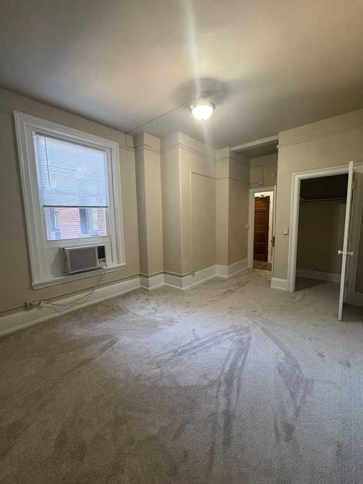 Chesterfield Apartments - Photo 6 of 50