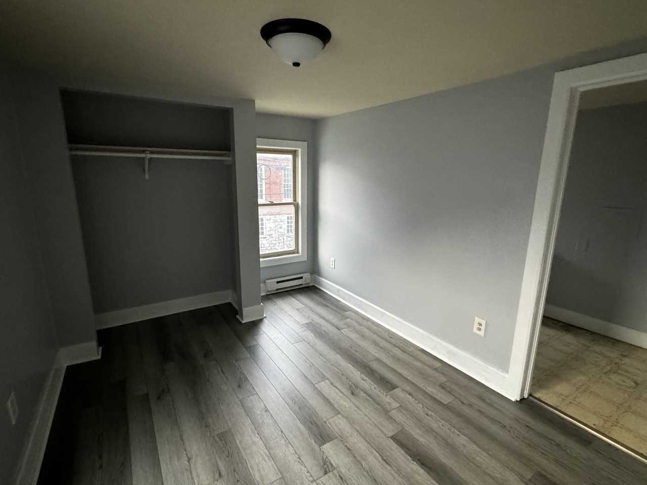 320 W Stephen St #1 - Photo 7 of 13