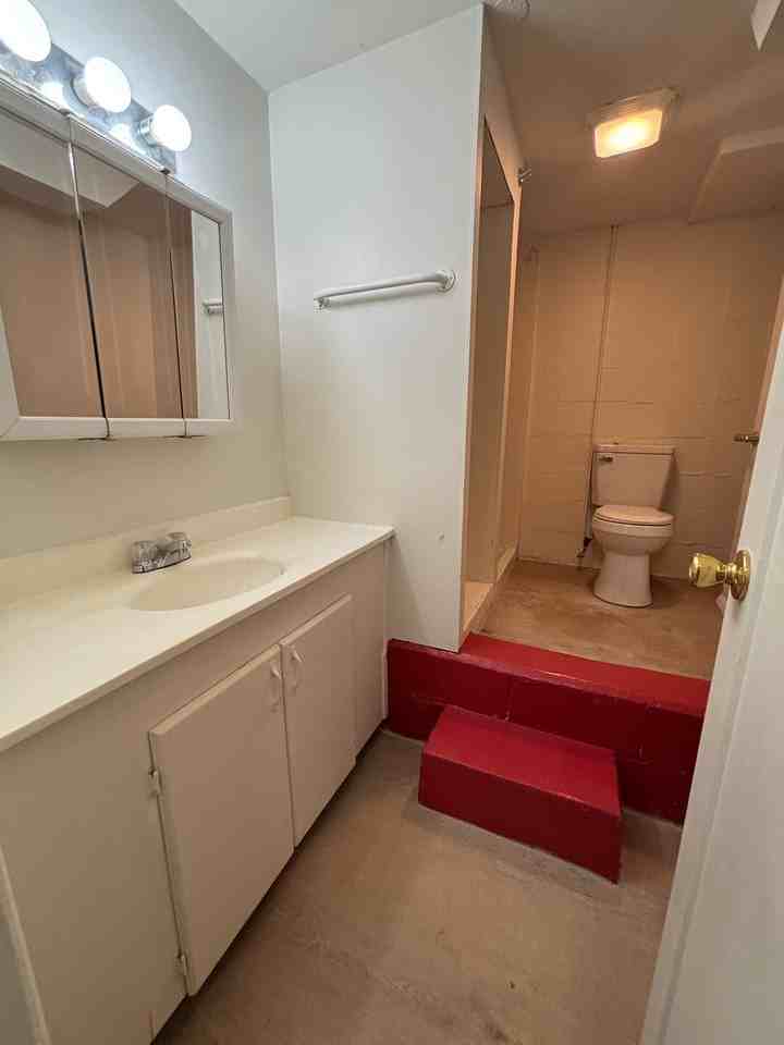 2700 7th Ave #2 - Photo 3 of 7