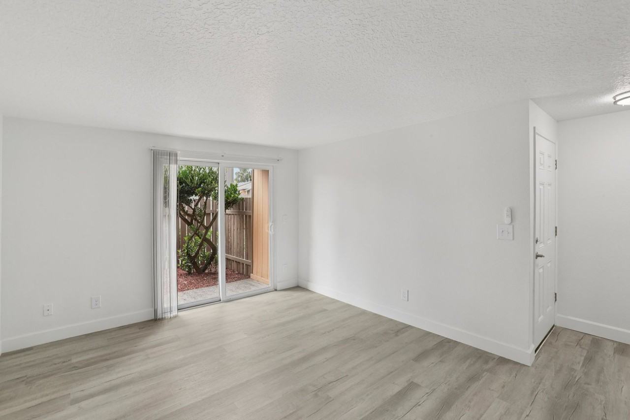 Images Highland Apartments - Photo 2 of 19