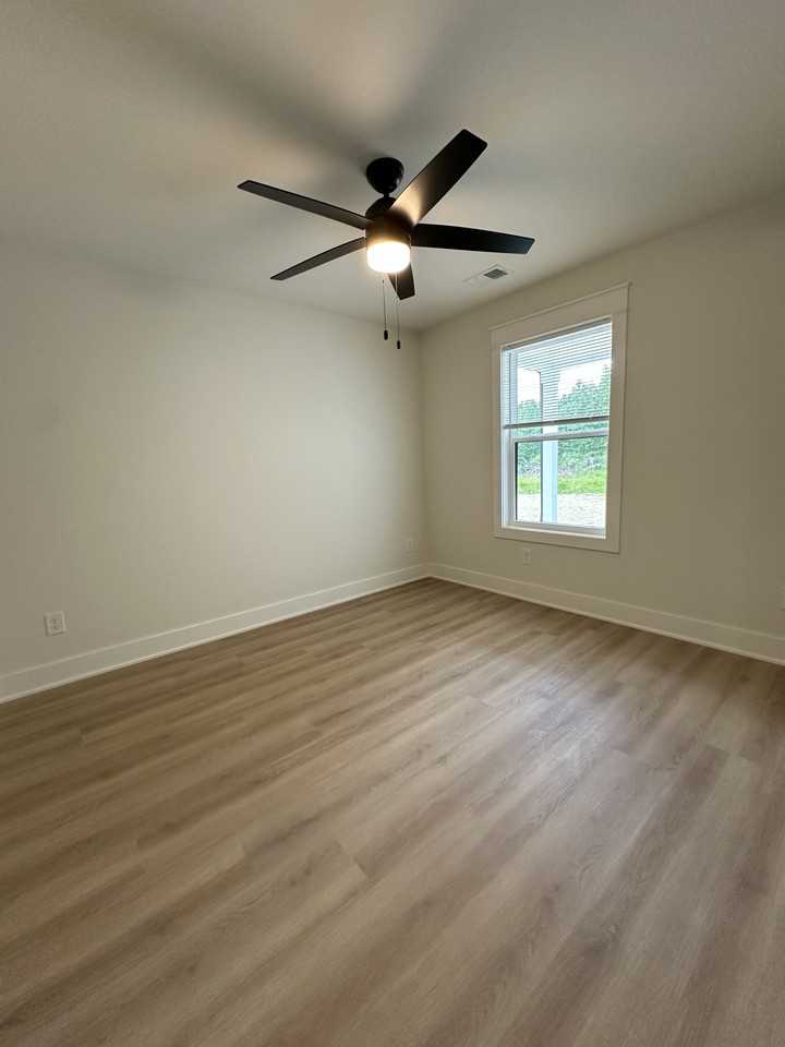 347 Woods Rd #A - Photo 2 of 6