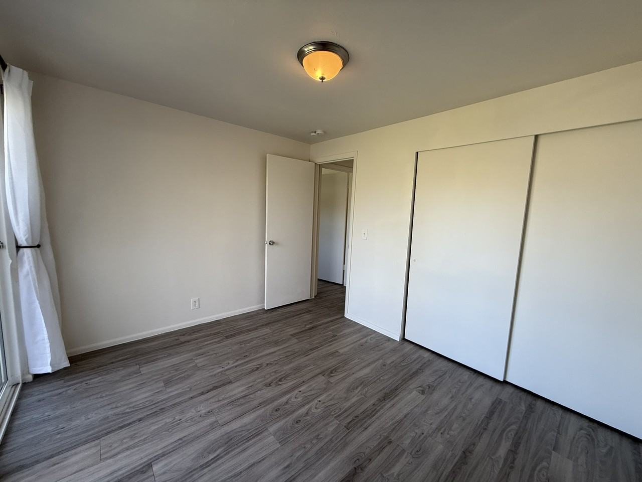 451 N Montgomery St #1 - Photo 6 of 23