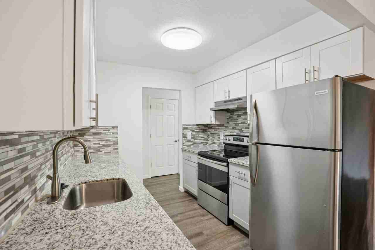 Images Springcreek Apartments - Photo 6 of 50