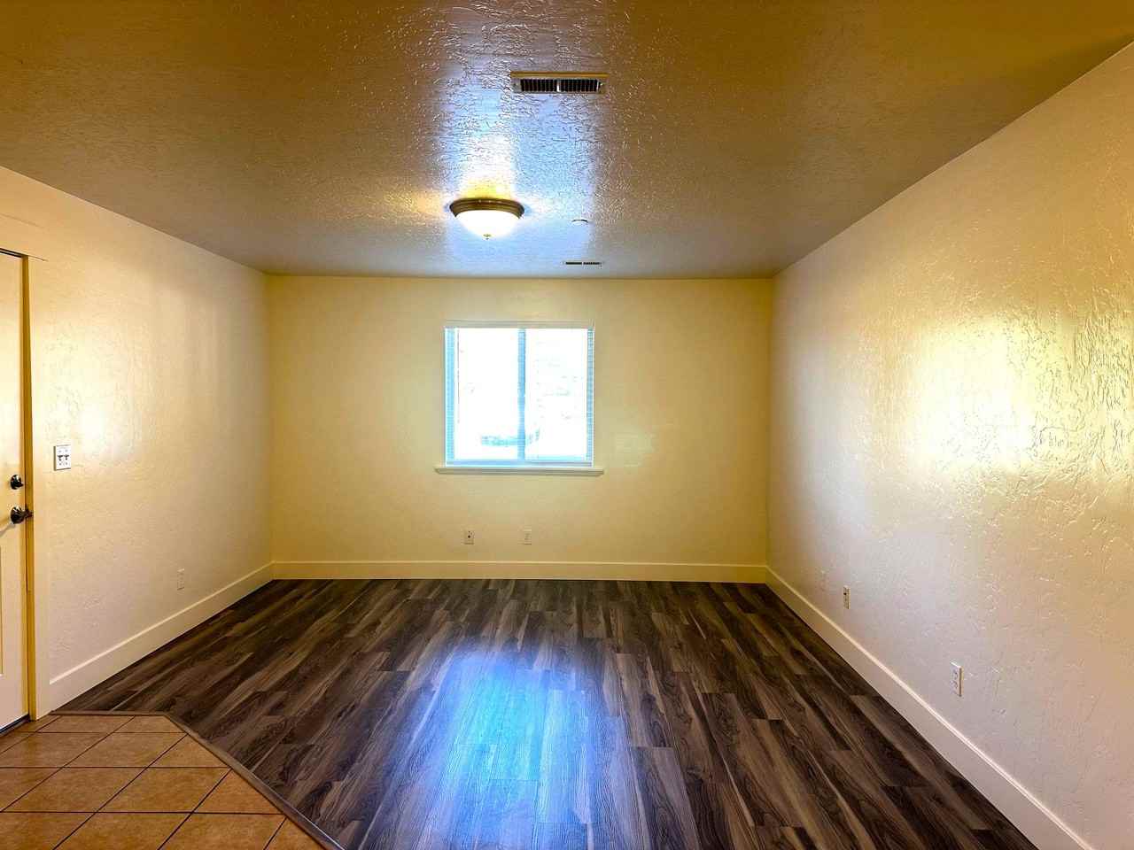 580 S Center St #1 - Photo 2 of 21