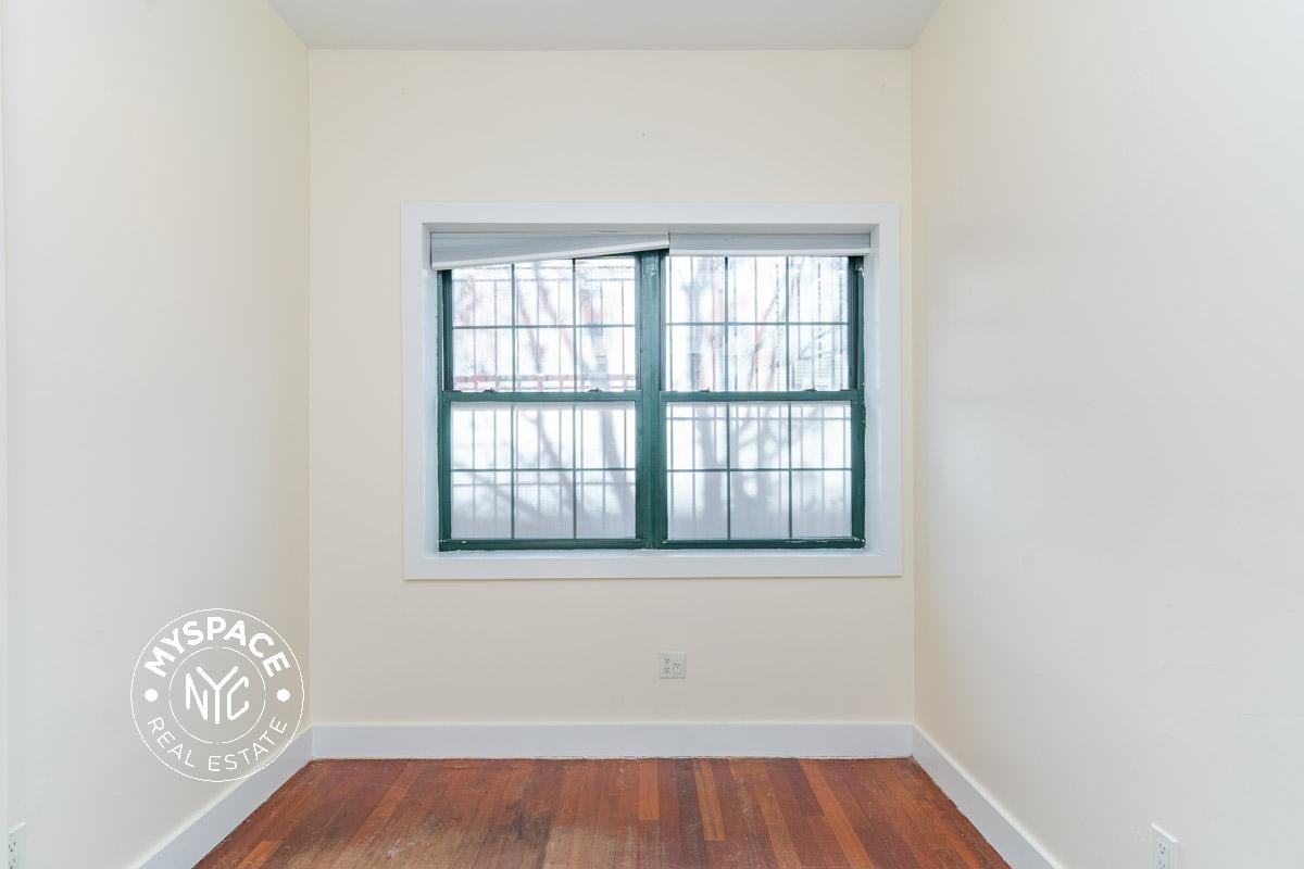 191 Meserole St #3R - Photo 5 of 7