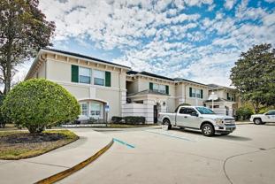 100 Bermuda Bay Cir #1 - Photo 1 of 1