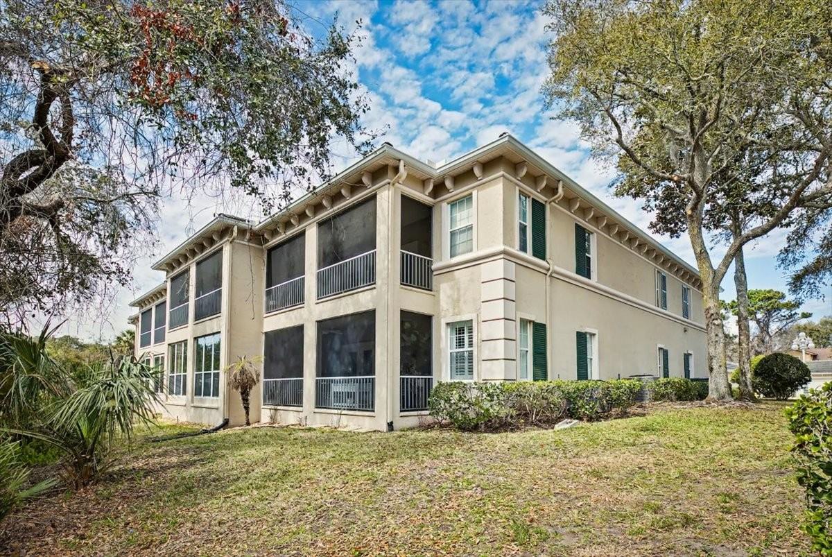 100 Bermuda Bay Cir #1 - Photo 2 of 30