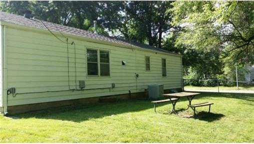 11201 Herrick Ave #1 - Photo 4 of 17