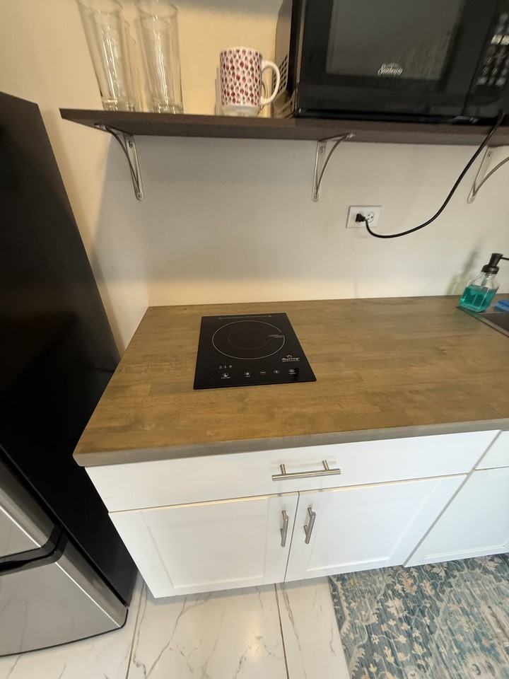 429 Morgan Cir S #B - Photo 2 of 13