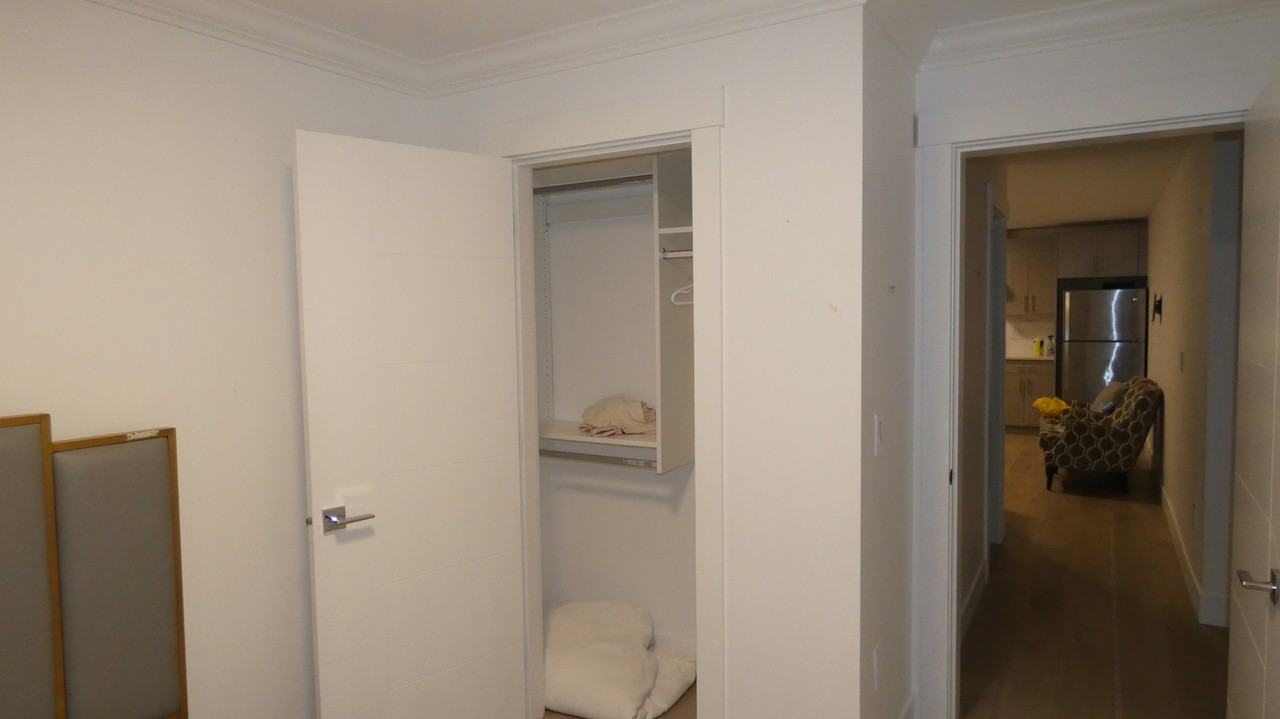 16683 18b Ave #1 - Photo 3 of 14