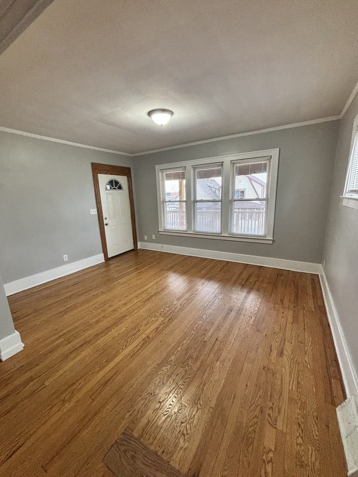 168 Bondie St #168 - Photo 2 of 14