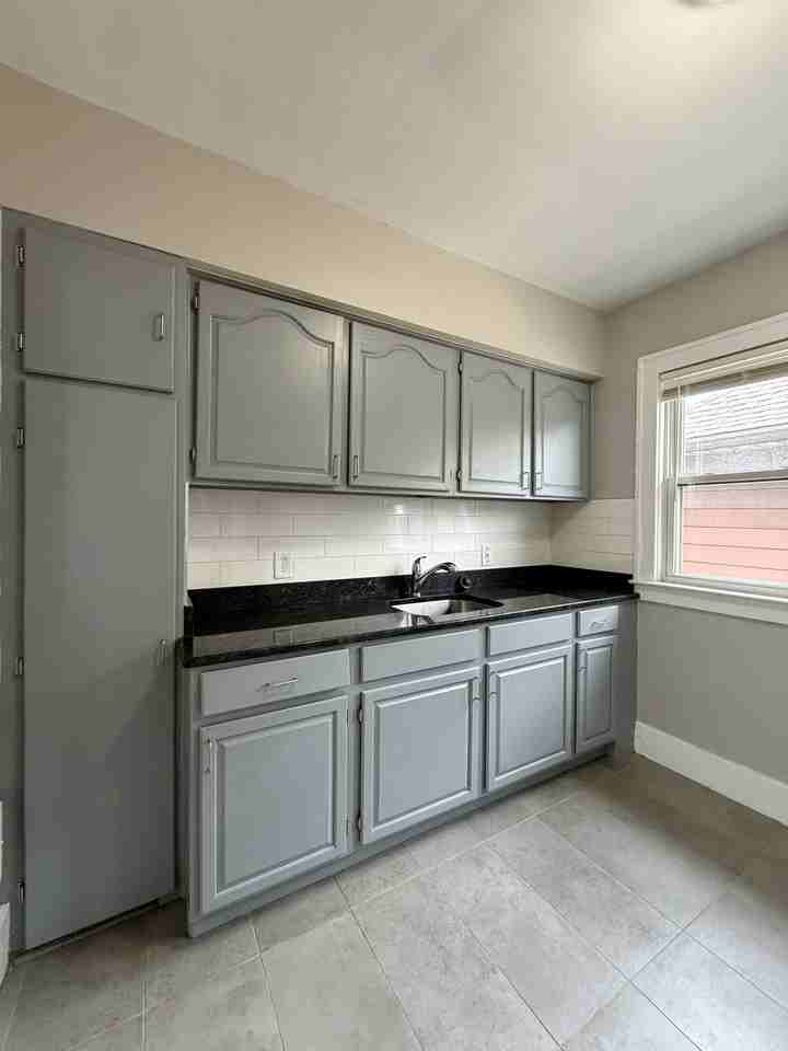 168 Bondie St #168 - Photo 5 of 14