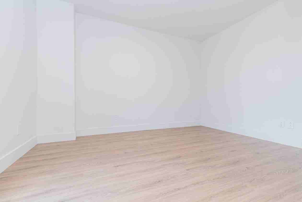 1700 Boulevard Angrignon #1013 - Photo 3 of 29