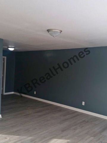 826 Maury St #1 - Photo 3 of 7