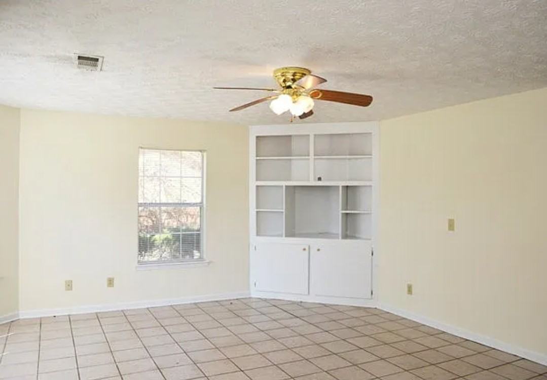 1829 Cedar Shoals Dr #B - Photo 2 of 12