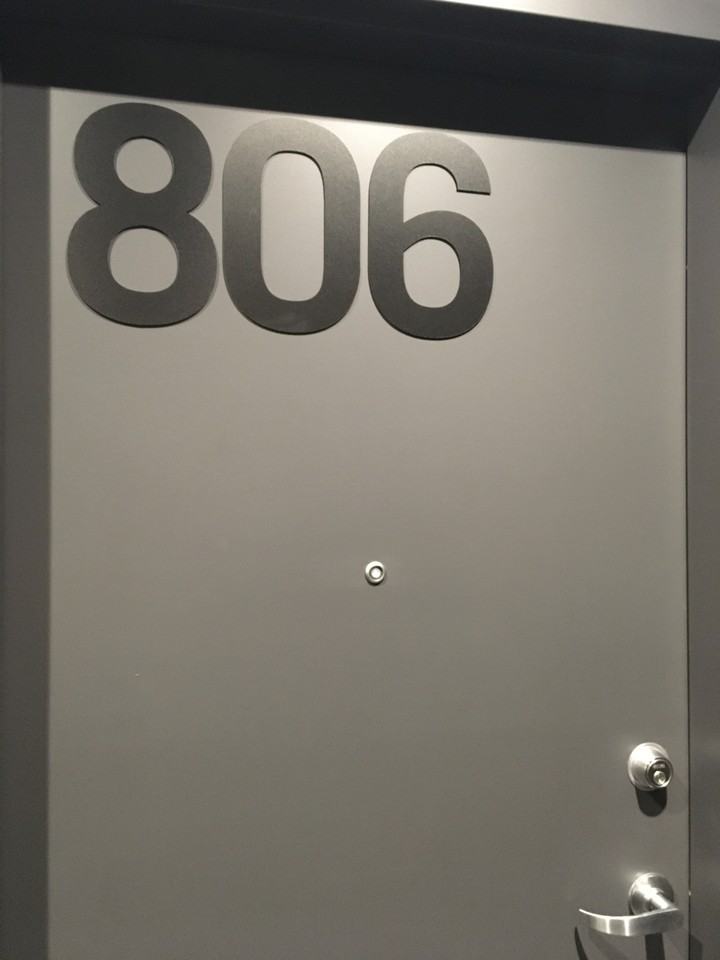 2 Bedroom | 1 Bathroom | 806 - Photo 2 of 30