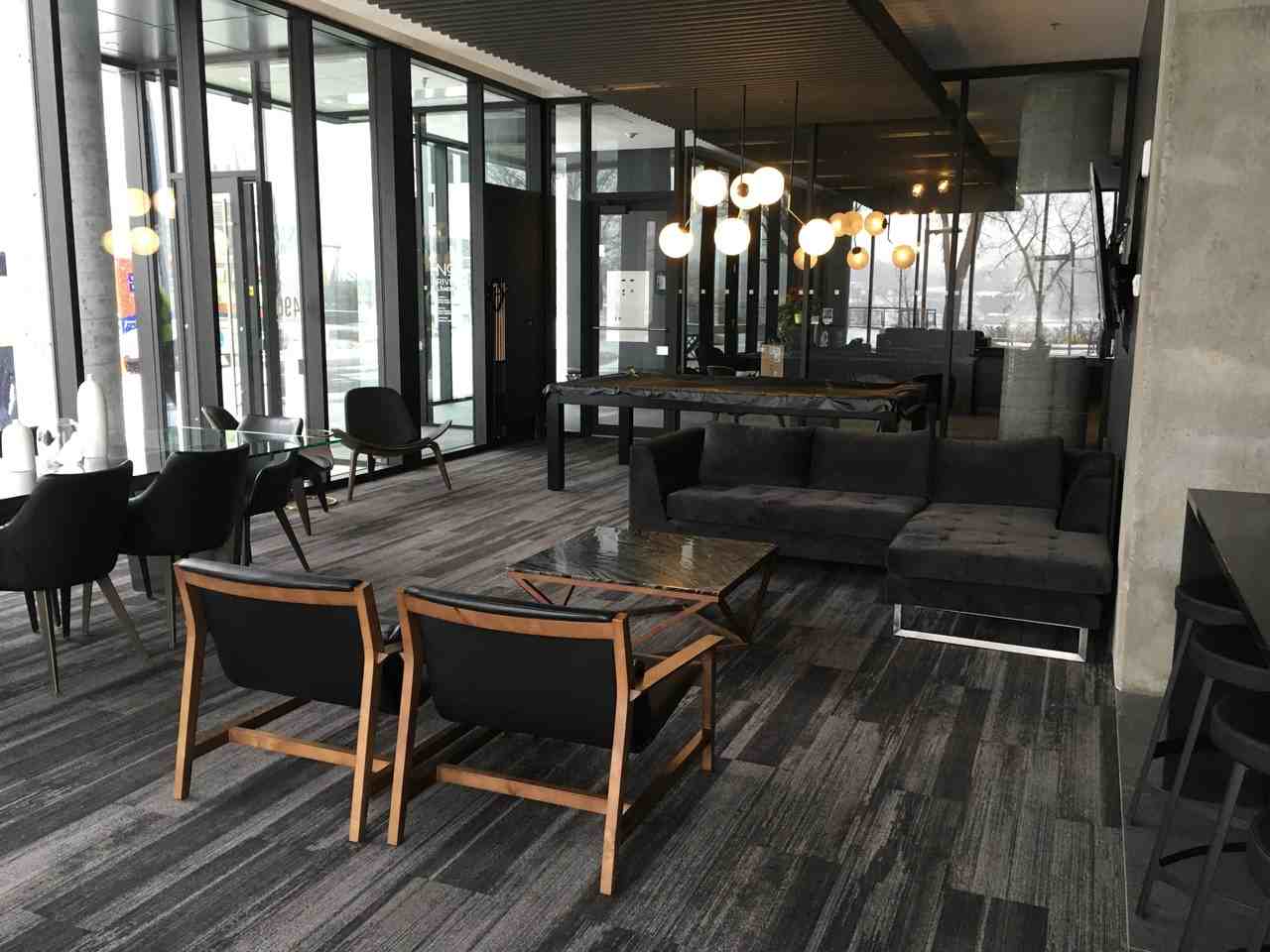 2 Bedroom | 1 Bathroom | 806 - Photo 4 of 30