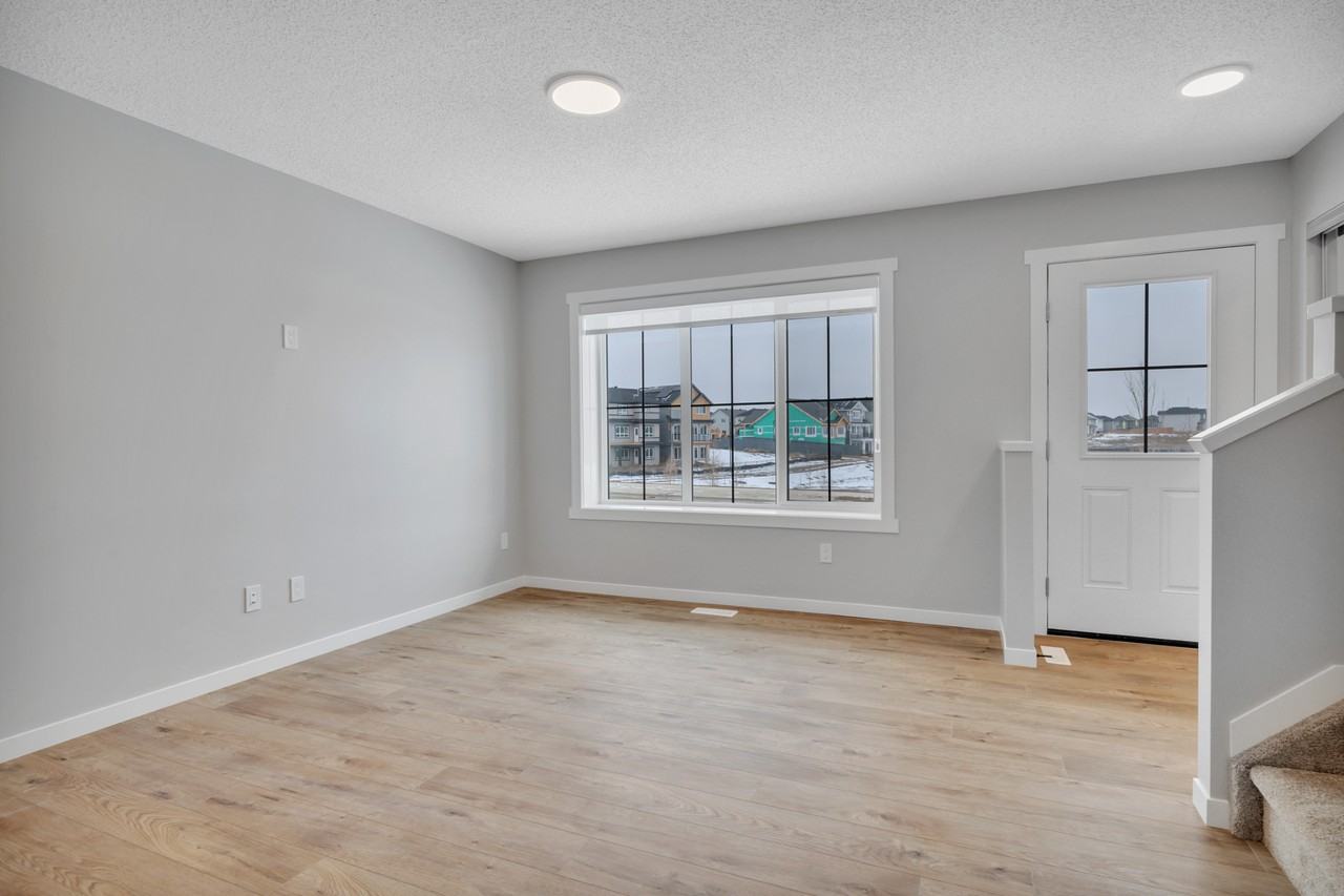 #3 - 1235 Keswick Dr SW - Photo 4 of 37