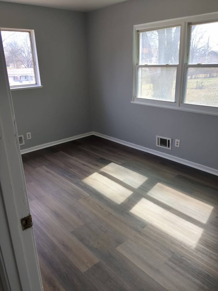 3333 S Oxford Ave #3333 - Photo 7 of 9